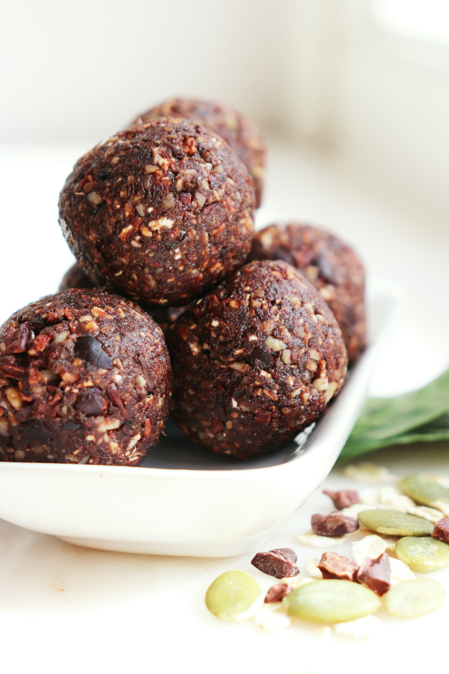 The Perfect No bake Chocolate Mint Bliss Balls