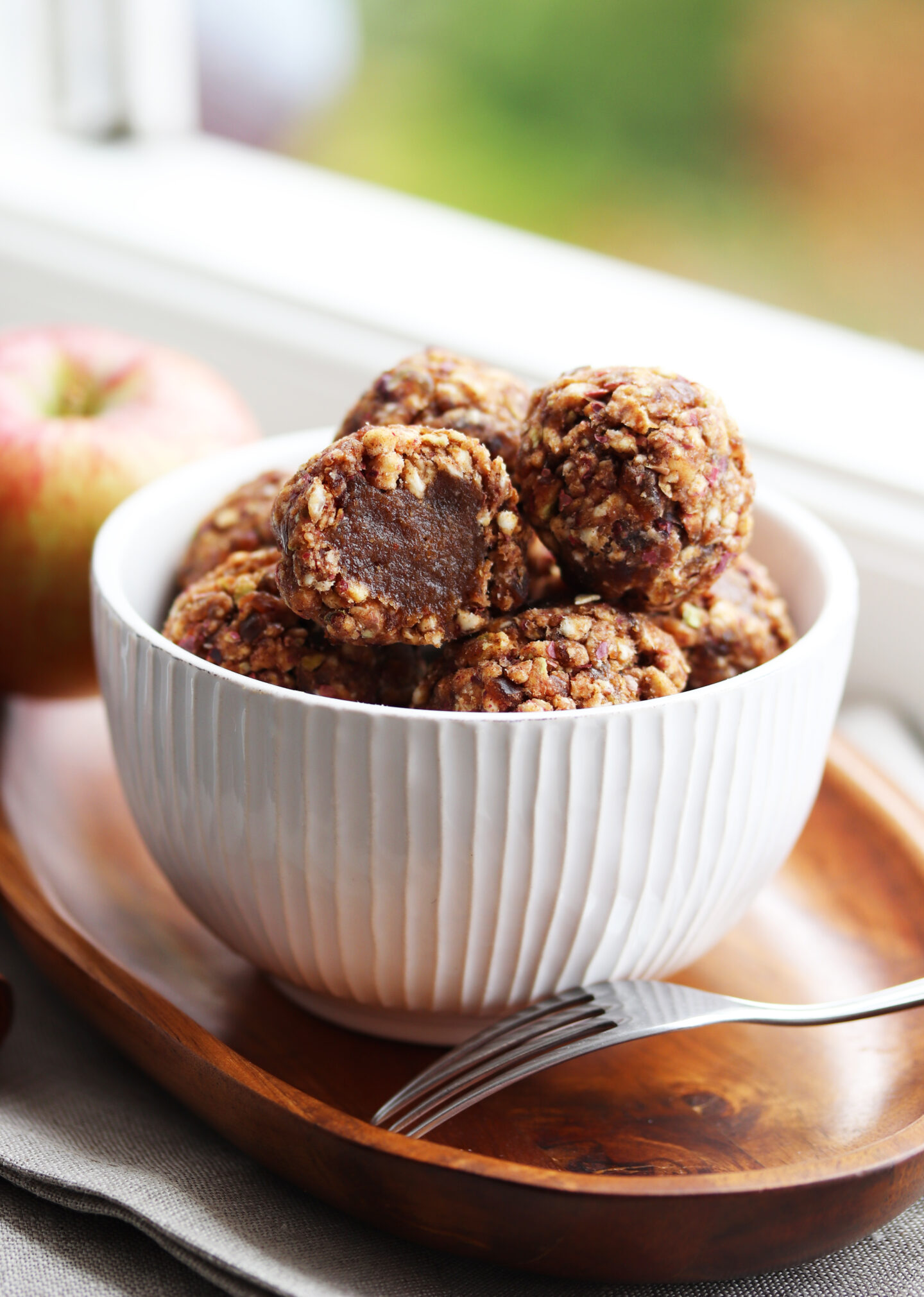 Apple Pie Bites with a dreamy Caramel core