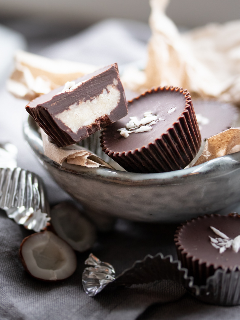 Easy peasy Bounty Chocolate cups