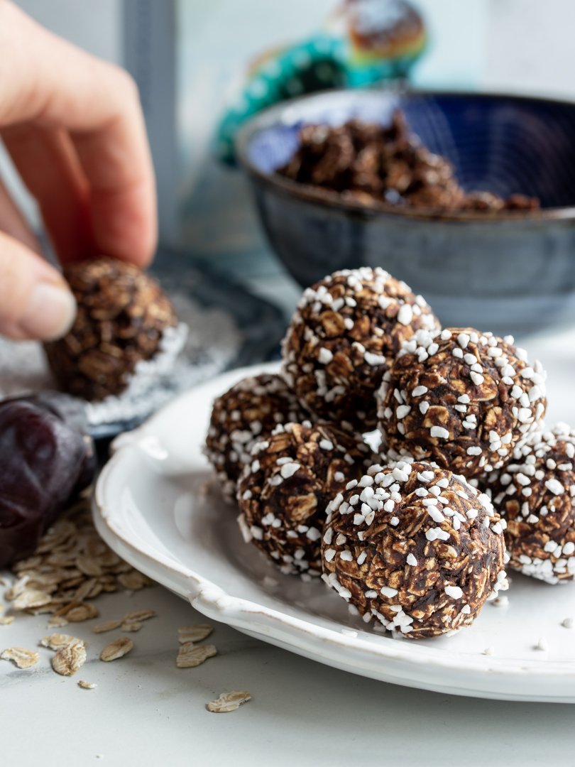 Chocolate Mocca Oatballs A.K.A Chokladbollar