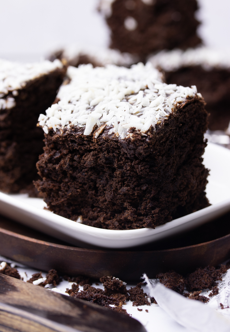 Kärleksmums A.K.A. Chocolate Cake with Chocolate Coffee Glaze and Shredded Coconut