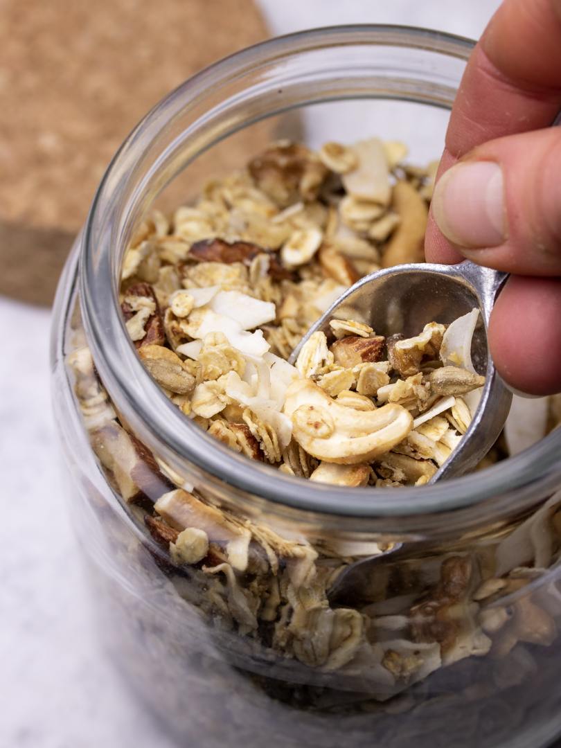 5 minute Caramelised Nutty Maple Granola